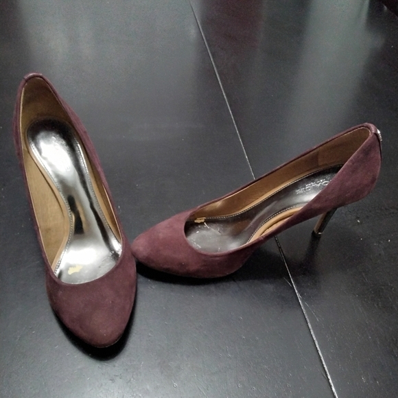 Coach Suede Waverly Pump - Picture 1 of 6